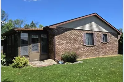 5246 Green Meadow Road #Q, Kalamazoo, MI 49009 - Photo 4