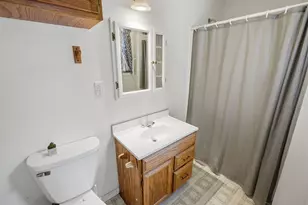 9050 Almena Dr, Kalamazoo, MI 49009 - Photo 14
