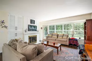 4316 Kennilworth Dr SE, Grand Rapids, MI 49546 - Photo 2