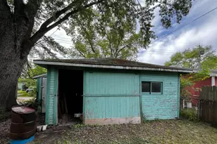 774 Lavette Ave, Benton Harbor, MI 49022 - Photo 12