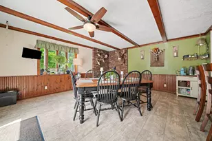 24064 Redfield St, Edwardsburg, MI 49112 - Photo 4