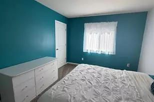 3963 Lotus Lndg Cir, Waterford, MI 48329 - Photo 16