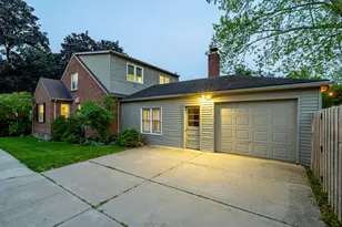 399 Auburn St, Plymouth, MI 48170 - Photo 6