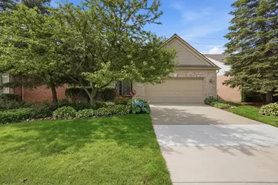 51329 Northview, Plymouth, MI 48170 - Photo 1