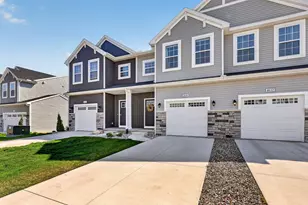 4628 Glen Haven Dr SE, Grand Rapids, MI 49512 - Photo 4