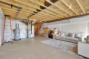 4628 Glen Haven Dr SE, Grand Rapids, MI 49512 - Photo 38