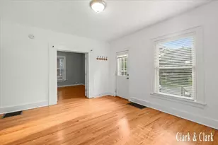 437 Rosewood Ave SE, Grand Rapids, MI 49506 - Photo 2