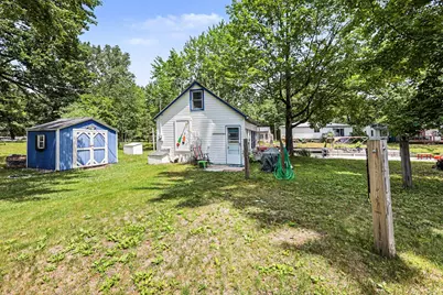 11482 Lakeshore Drive, Lakeview, MI 48850 - Photo 48