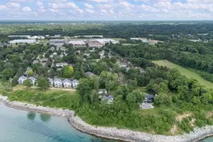 2815 Lake Pines Path, Saint Joseph, MI 49085 - Photo 104
