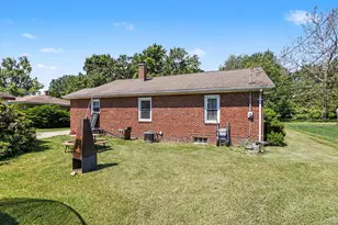 5209 S Roosevelt Rd, Stevensville, MI 49127 - Photo 22
