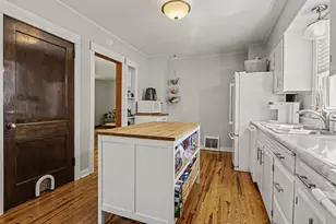 5209 S Roosevelt Rd, Stevensville, MI 49127 - Photo 8
