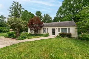 117 Lincoln St, Marshall, MI 49068 - Photo 1