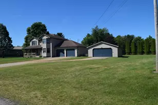 252 Adolph Shores Rd, Coldwater, MI 49036 - Photo 2