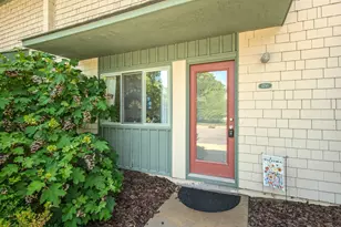 1795 Hideaway Ln, Ann Arbor, MI 48105 - Photo 6