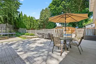 605 East Dr, Marshall, MI 49068 - Photo 34