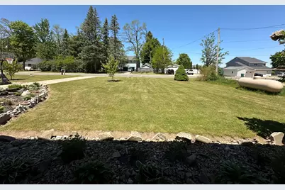 1807 S Lake Mitchell Drive, Cadillac, MI 49601 - Photo 12
