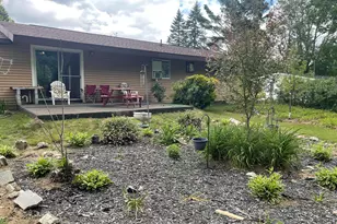 1807 S Lake Mitchell Dr, Cadillac, MI 49601 - Photo 6