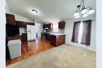 22 N Wildflower, Niles, MI 49120 - Photo 4