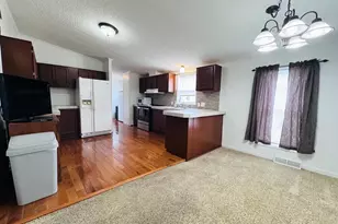 22 N Wildflower, Niles, MI 49120 - Photo 4