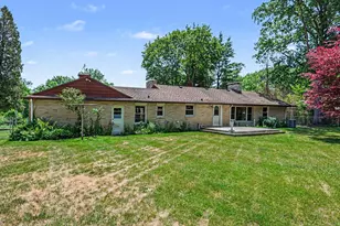 2556 Angling Rd, Kalamazoo, MI 49008 - Photo 24