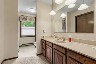 2332 Filonow Dr, Muskegon, MI 49444 - Photo 32