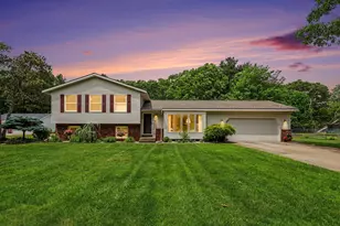 2332 Filonow Dr, Muskegon, MI 49444 - Photo 4