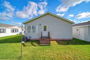 1076 Cambry Cir, Grass Lake, MI 49240 - Photo 34