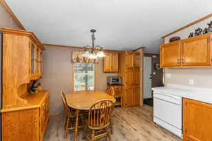 6009 Keeney Dr, Six Lakes, MI 48886 - Photo 12