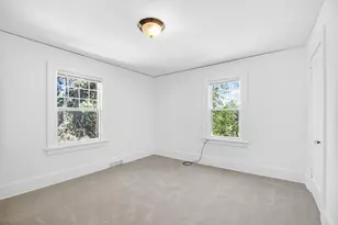 1927 Whites Rd, Kalamazoo, MI 49008 - Photo 16
