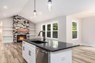 5500 Timberstone Ln, West Olive, MI 49460 - Photo 8
