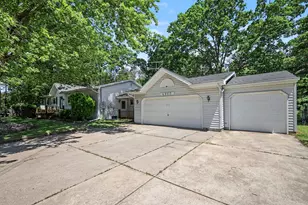 4960 Havana Ave SW, Wyoming, MI 49509 - Photo 4