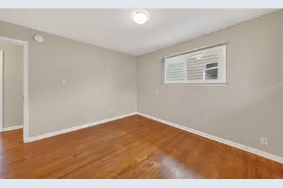 29360 Howard Avenue, Madison Heights, MI 48071 - Photo 22