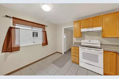 29360 Howard Avenue, Madison Heights, MI 48071 - Photo 12