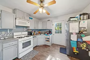 727 Oak St, Adrian, MI 49221 - Photo 16