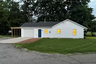 69225 Section St, Edwardsburg, MI 49112 - Photo 2