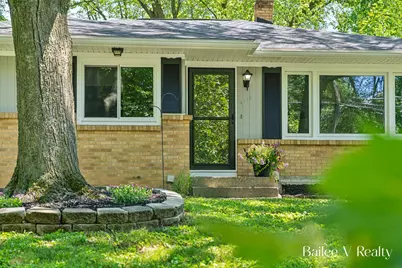 4116 Poinsettia Avenue SE, Grand Rapids, MI 49508 - Photo 2