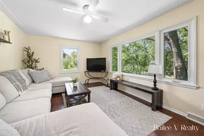 4116 Poinsettia Avenue SE, Grand Rapids, MI 49508 - Photo 6