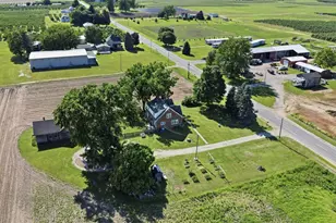 8040 Territorial Rd, Watervliet, MI 49098 - Photo 42