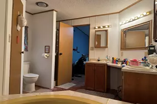 270 Kathy Dr, Coldwater, MI 49036 - Photo 12