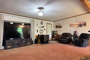 270 Kathy Dr, Coldwater, MI 49036 - Photo 8