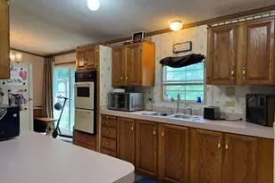 270 Kathy Dr, Coldwater, MI 49036 - Photo 4