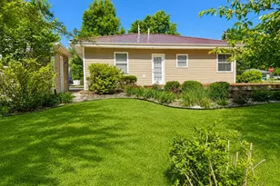 301 Pepperidge Ln, Battle Creek, MI 49015 - Photo 16
