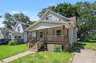 1691 Terrace St, Muskegon, MI 49442 - Photo 2