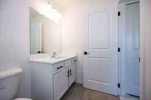 20209 Sunset St, Livonia, MI 48152 - Photo 36