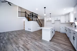 20209 Sunset St, Livonia, MI 48152 - Photo 12