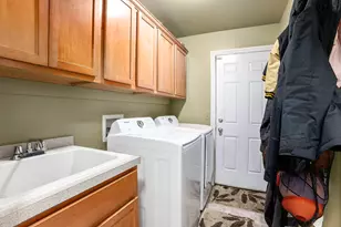 9843 Iosco Ridge Dr, Gregory, MI 48137 - Photo 16