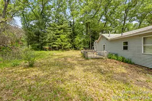 1267 Chatterson Rd, Muskegon, MI 49442 - Photo 16