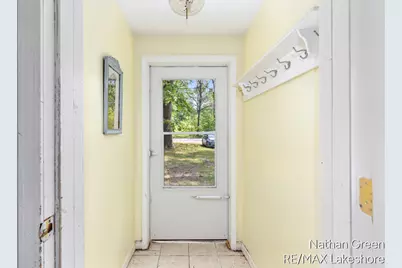 1267 Chatterson Road, Muskegon, MI 49442 - Photo 6