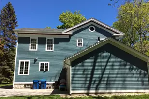414 Cedar St, Manistee, MI 49660 - Photo 6