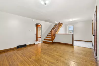 10518 Stadium Drive, Kalamazoo, MI 49009 - Photo 2